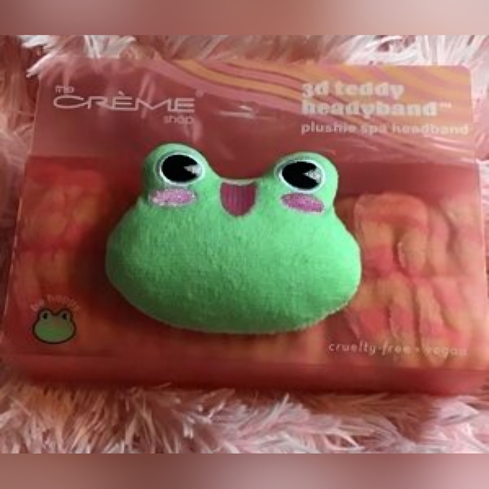 Crème Shop Green Frog Plush Skincare Headband w/ Free Eyemask!